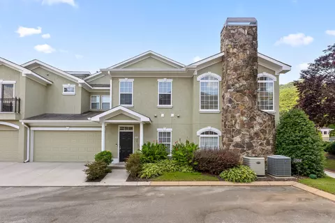 1008 Renaissance Ct, Chattanooga, TN 37419