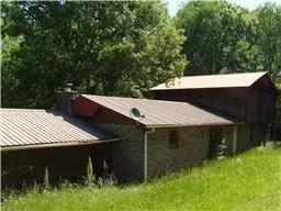 131 Lake Rd, Manchester, TN 37355