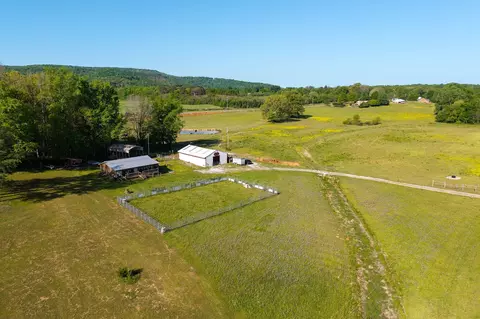 1680 Harrison Ferry Rd, Mcminnville, TN 37110