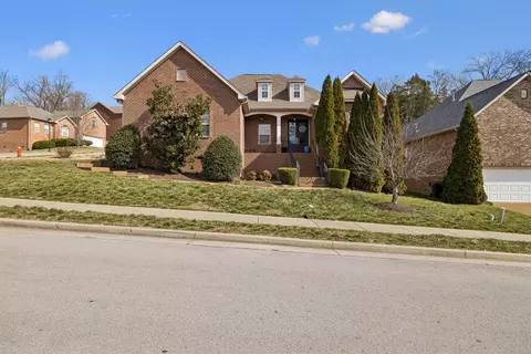932 Century Oak Dr, Nashville, TN 37211