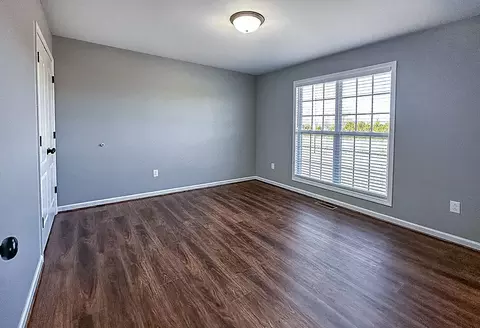 Bedroom - 163 Rigling Rd, Loretto, TN 38469 photo 2 of 3