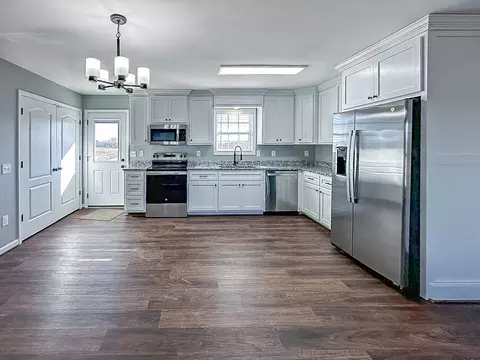 Kitchen - 163 Rigling Rd, Loretto, TN 38469 photo 1 of 1