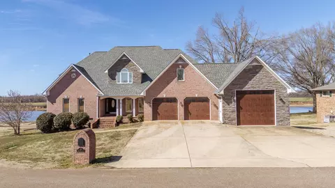 35 Tennessee River Ln, Savannah, TN 38372