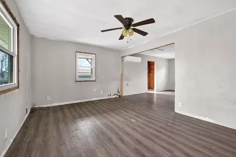 101 S Mill St, Morrison, TN 37357 photo 2