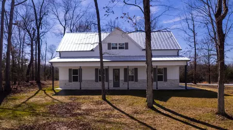 579 Lower Halls Mill Rd, Shelbyville, TN 37160