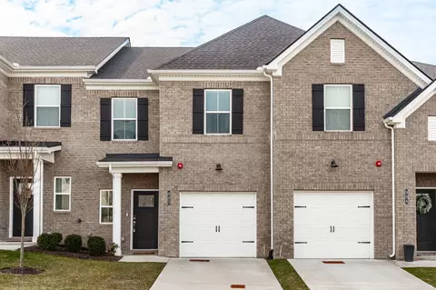 204 Douglas Bend Rd #903, Gallatin, TN 37066
