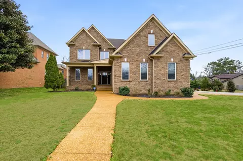 600 Lakemeade Pt, Old Hickory, TN 37138