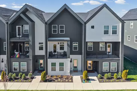 550 Markham St #33, Nashville, TN 37214