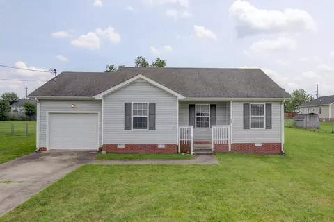 209 Ruf Dr, Oak Grove, KY 42262