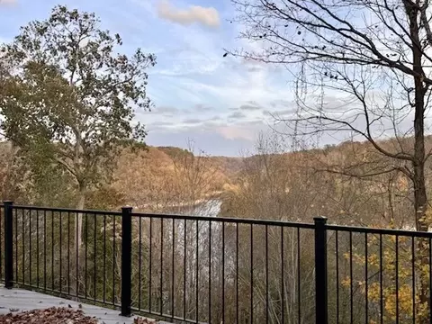290 Spring Cir, Smithville, TN 37166