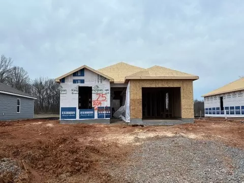 1204 Canyon Dr, Portland, TN 37148