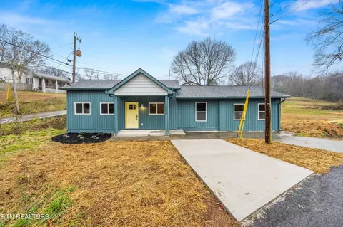 2306 Ridgecrest Dr, Knoxville, TN 37918