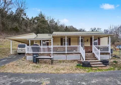 6185 Old Highway 31 E, Bethpage, TN 37022