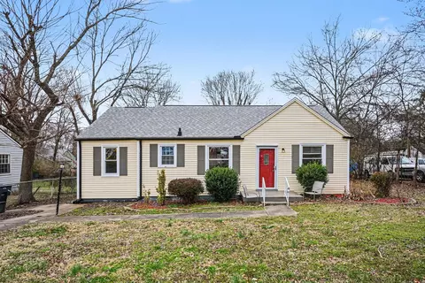 1005 Aladdin Dr, Nashville, TN 37217