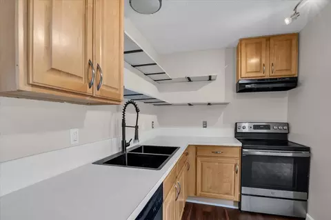 Kitchen - 2765 Windwalker Ct, Murfreesboro, TN 37128 photo 4 of 4
