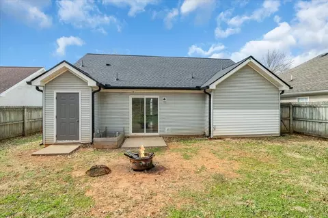Exterior - 2765 Windwalker Ct, Murfreesboro, TN 37128 photo 5 of 6