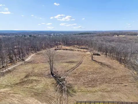 View/Area - 155 W Piney Rd, Dickson, TN 37055 photo 9 of 9