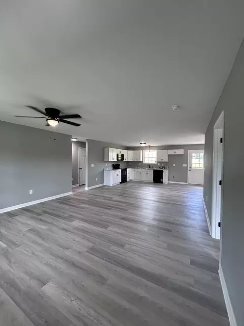 Living - 80 Dave O Ln, Loretto, TN 38469 photo 3 of 3