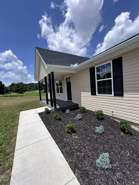 Exterior - 80 Dave O Ln, Loretto, TN 38469 photo 8 of 15