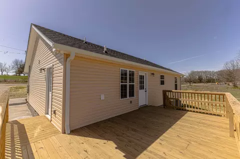 Exterior - 80 Dave O Ln, Loretto, TN 38469 photo 4 of 15