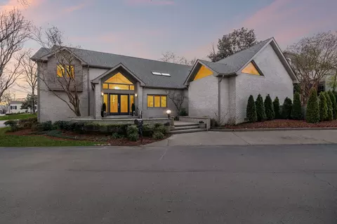 101 The Commons Dr, Nashville, TN 37215