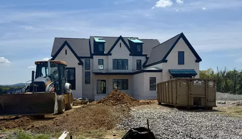 1960 Napa Dr, Brentwood, TN 37027