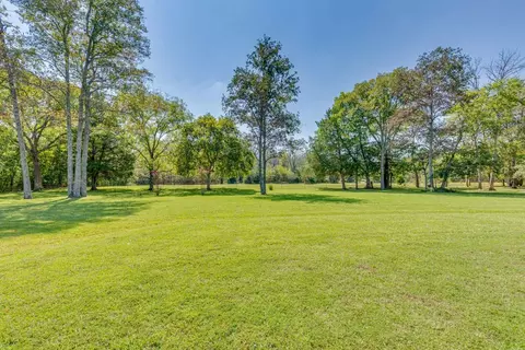 Exterior - 2575 North Rd, Murfreesboro, TN 37128 photo 6 of 9