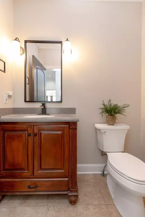 Bath - 2575 North Rd, Murfreesboro, TN 37128 photo 1 of 8