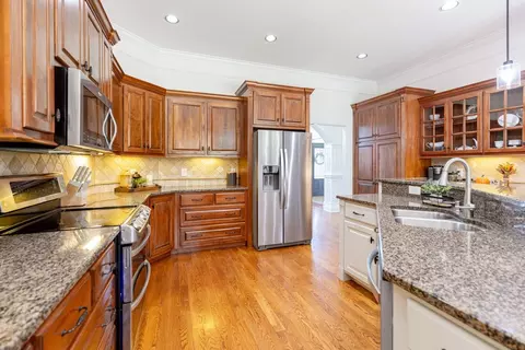 Kitchen - 2575 North Rd, Murfreesboro, TN 37128 photo 3 of 4