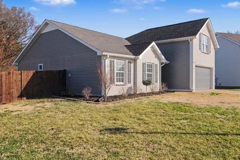 Exterior - 3229 Lexmark Cir, Murfreesboro, TN 37128 photo 2 of 6