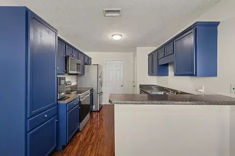 Kitchen - 3229 Lexmark Cir, Murfreesboro, TN 37128 photo 1 of 3