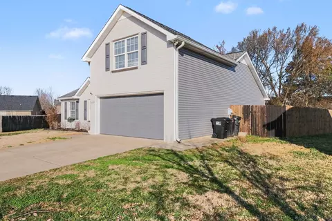 Exterior - 3229 Lexmark Cir, Murfreesboro, TN 37128 photo 3 of 6