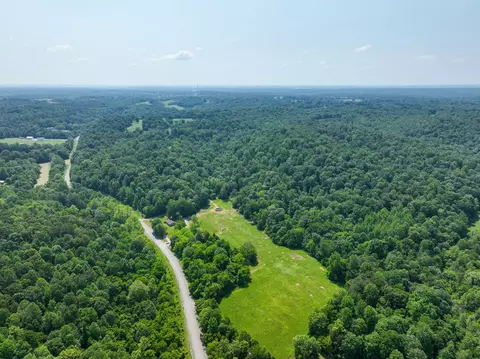 3846 Vernon Crk, Cunningham, TN 37052
