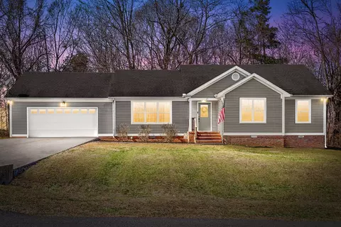 69 Courtney Pl, Cadiz, KY 42211