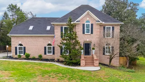 9820 Gentian Ln, Knoxville, TN 37922