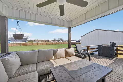Exterior - 62 Carson Ln, Ethridge, TN 38456 photo 6 of 14