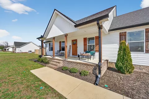 Exterior - 62 Carson Ln, Ethridge, TN 38456 photo 3 of 14
