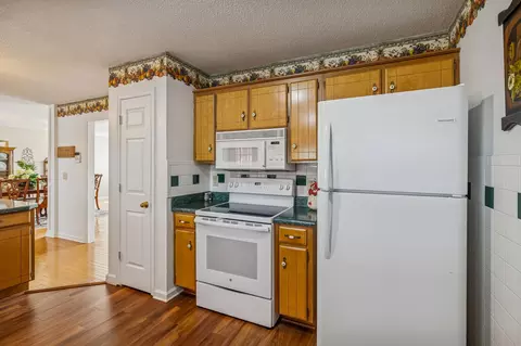 Kitchen - 1480 Cutoff Rd, Murfreesboro, TN 37129 photo 8 of 8