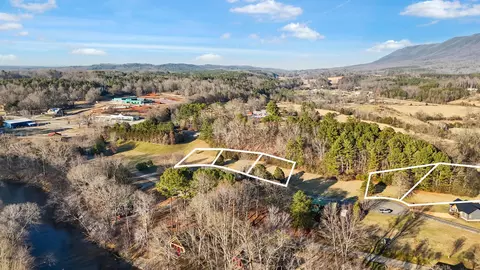 125 Tadpole Ln, Benton, TN 37307