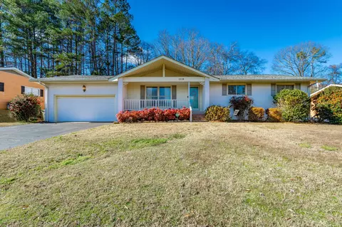 1119 Hillsboro Dr, Chattanooga, TN 37412