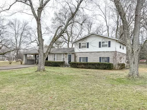 702 Belaire Dr, Smyrna, TN 37167