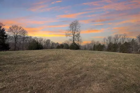2287 Butcher Ridge Rd, Cumberland Furnace, TN 37051