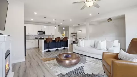 2913 Suzanne Landon Dr, Murfreesboro, TN 37130