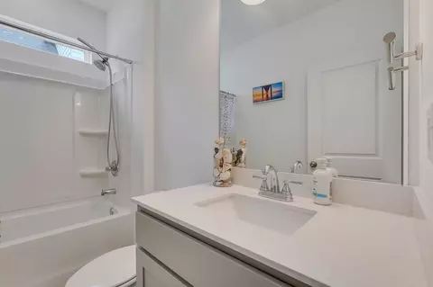 Bath - 3703 Capstone Dr, Murfreesboro, TN 37128 photo 2 of 2