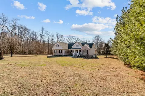 Exterior - 111 Contrary Rd, Burns, TN 37029 photo 18 of 18