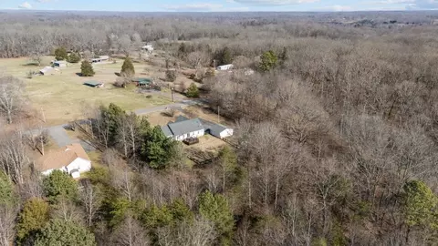 View/Area - 111 Contrary Rd, Burns, TN 37029 photo 3 of 13