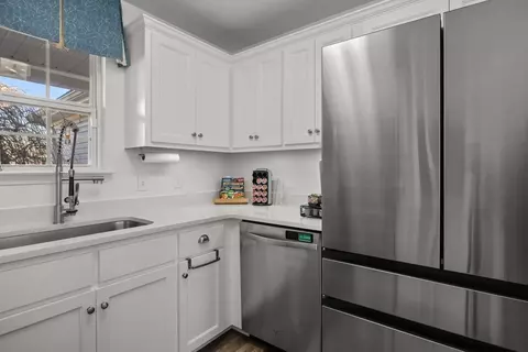 Kitchen - 111 Contrary Rd, Burns, TN 37029 photo 3 of 4