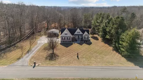View/Area - 111 Contrary Rd, Burns, TN 37029 photo 1 of 13