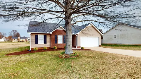 Exterior - 1241 Mac Duff Dr, Murfreesboro, TN 37128 photo 4 of 8