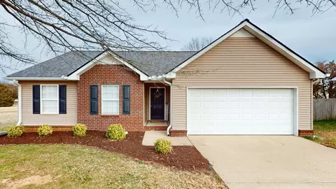 Exterior - 1241 Mac Duff Dr, Murfreesboro, TN 37128 photo 2 of 8